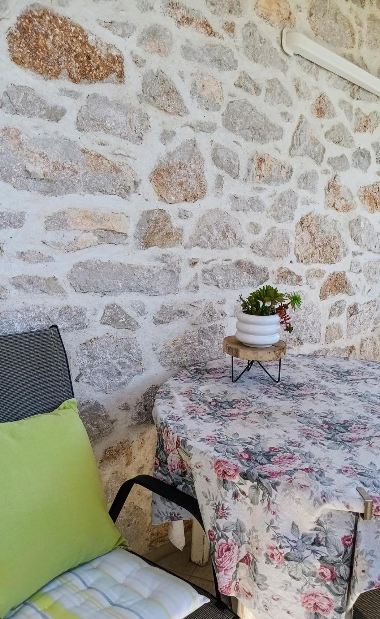 Studio Apartmani Sverko Punat Esterno foto