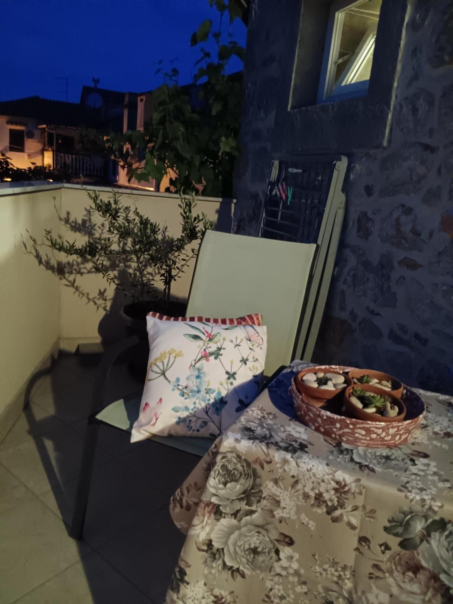 Studio Apartmani Sverko Punat Esterno foto