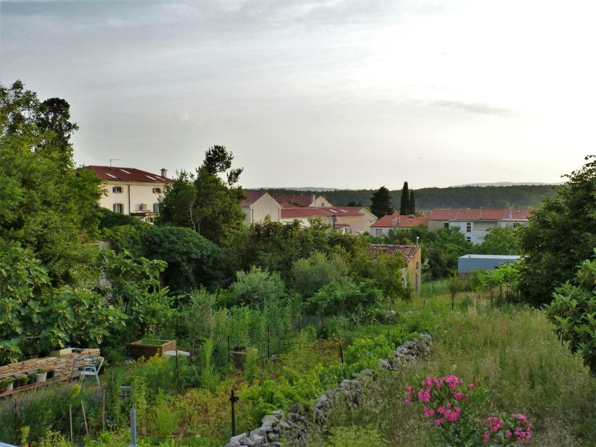 Studio Apartmani Sverko Punat Esterno foto